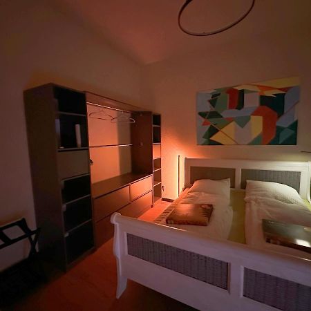 Igo Apartment 2 Schlafenzimmer Mit Waschmaschine Trockner Haustier Rheinufer 5Min Netflix Disney Plus 17-6 Duisburg Exterior foto