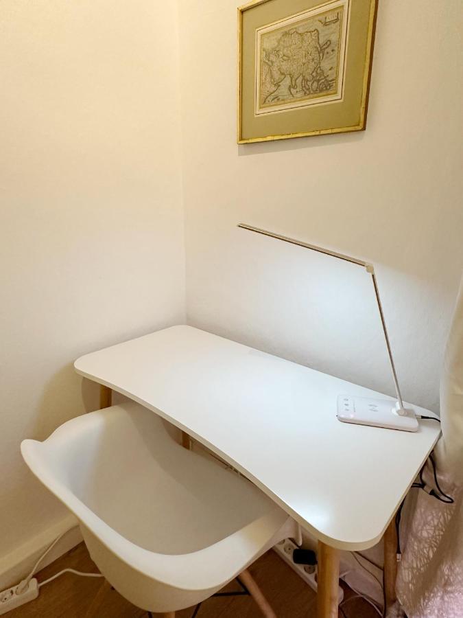 Igo Apartment 2 Schlafenzimmer Mit Waschmaschine Trockner Haustier Rheinufer 5Min Netflix Disney Plus 17-6 Duisburg Exterior foto