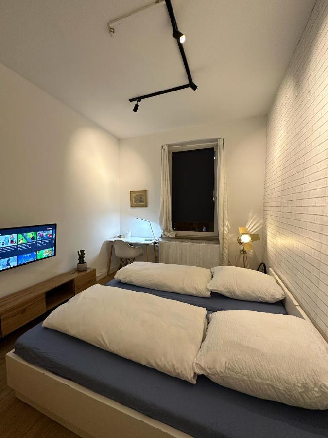Igo Apartment 2 Schlafenzimmer Mit Waschmaschine Trockner Haustier Rheinufer 5Min Netflix Disney Plus 17-6 Duisburg Exterior foto