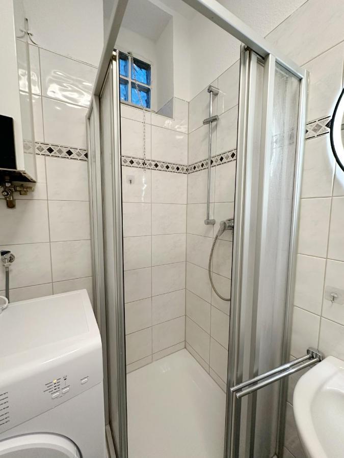 Igo Apartment 2 Schlafenzimmer Mit Waschmaschine Trockner Haustier Rheinufer 5Min Netflix Disney Plus 17-6 Duisburg Exterior foto