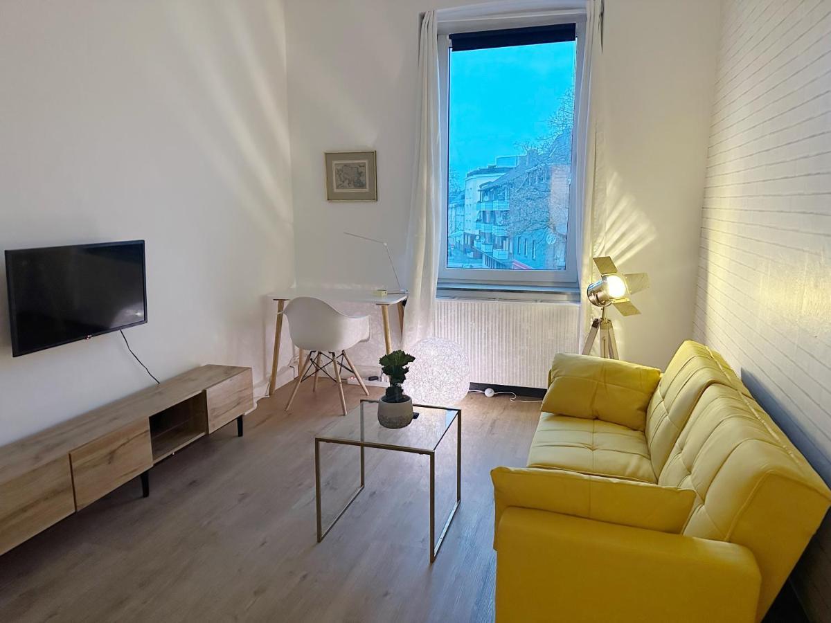 Igo Apartment 2 Schlafenzimmer Mit Waschmaschine Trockner Haustier Rheinufer 5Min Netflix Disney Plus 17-6 Duisburg Exterior foto